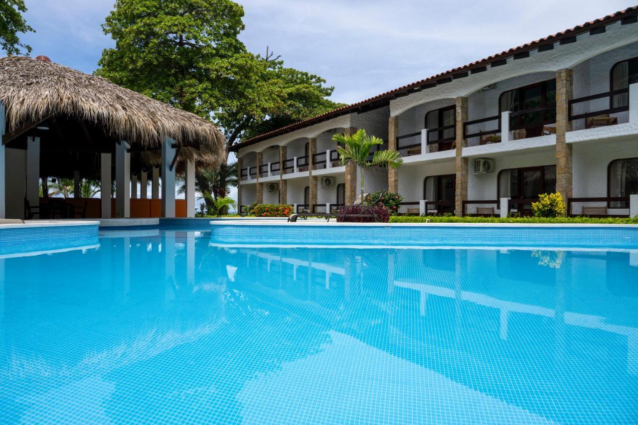 Fuego Del Sol Beachfront Hotel 자코 외부 사진