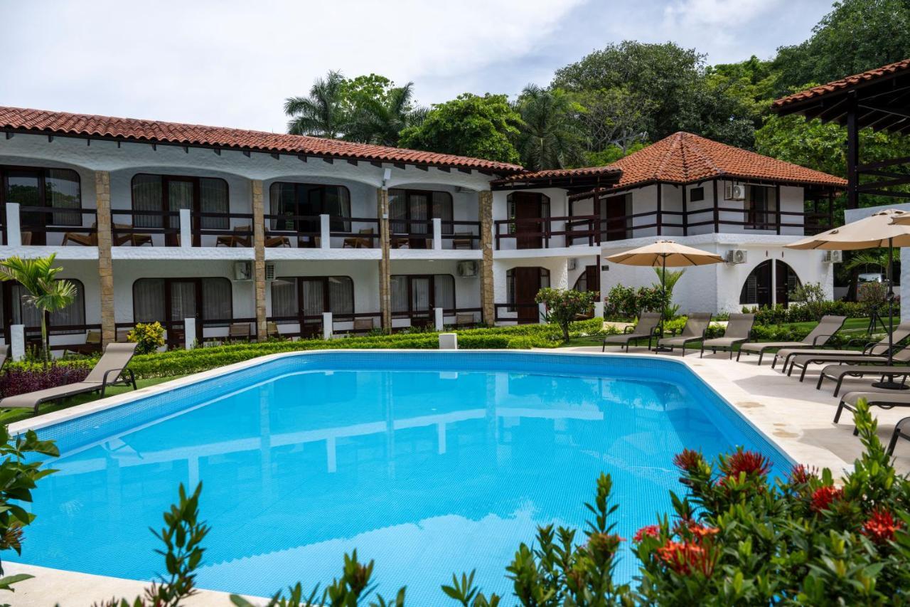 Fuego Del Sol Beachfront Hotel 자코 외부 사진