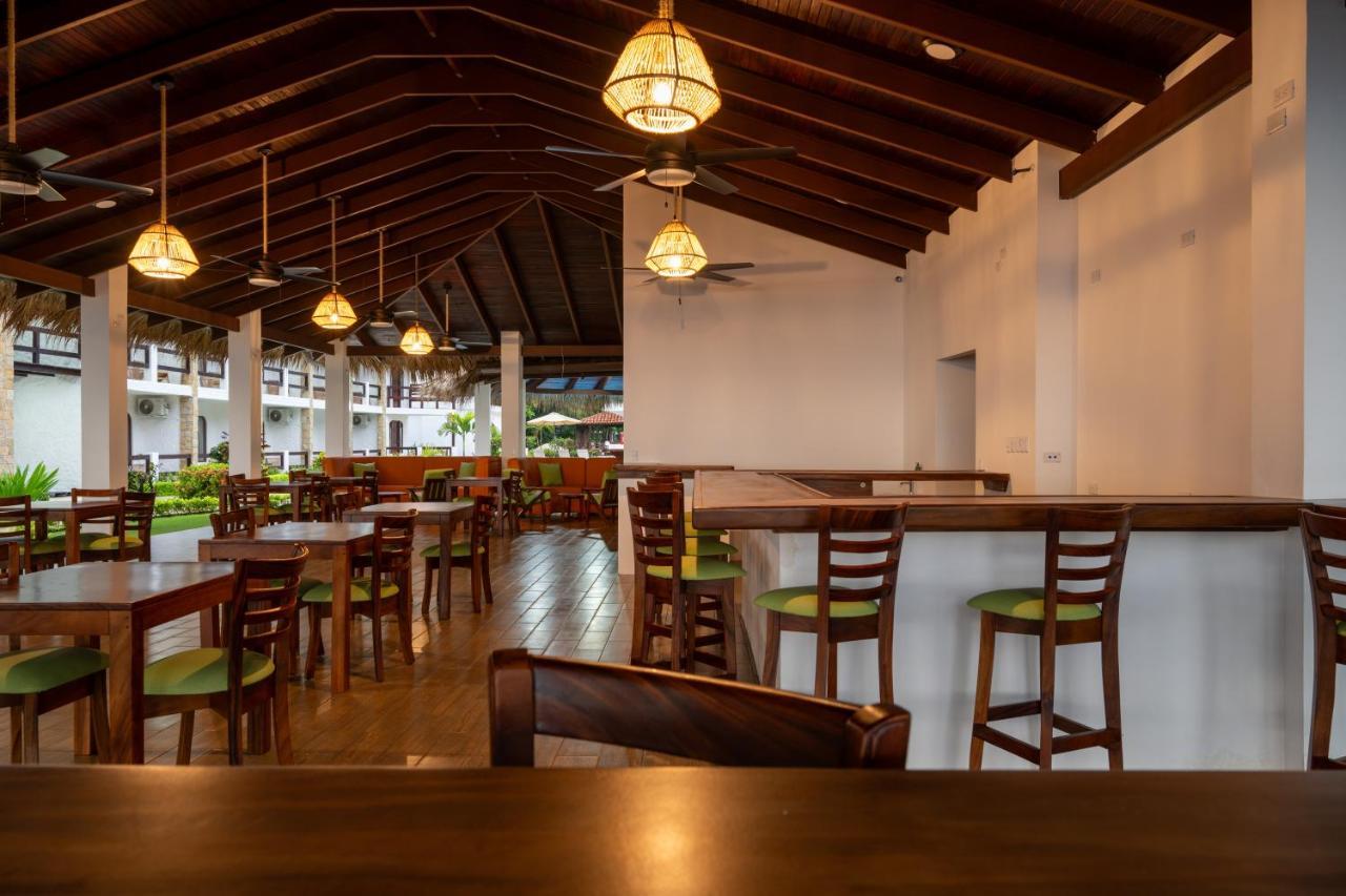 Fuego Del Sol Beachfront Hotel 자코 외부 사진