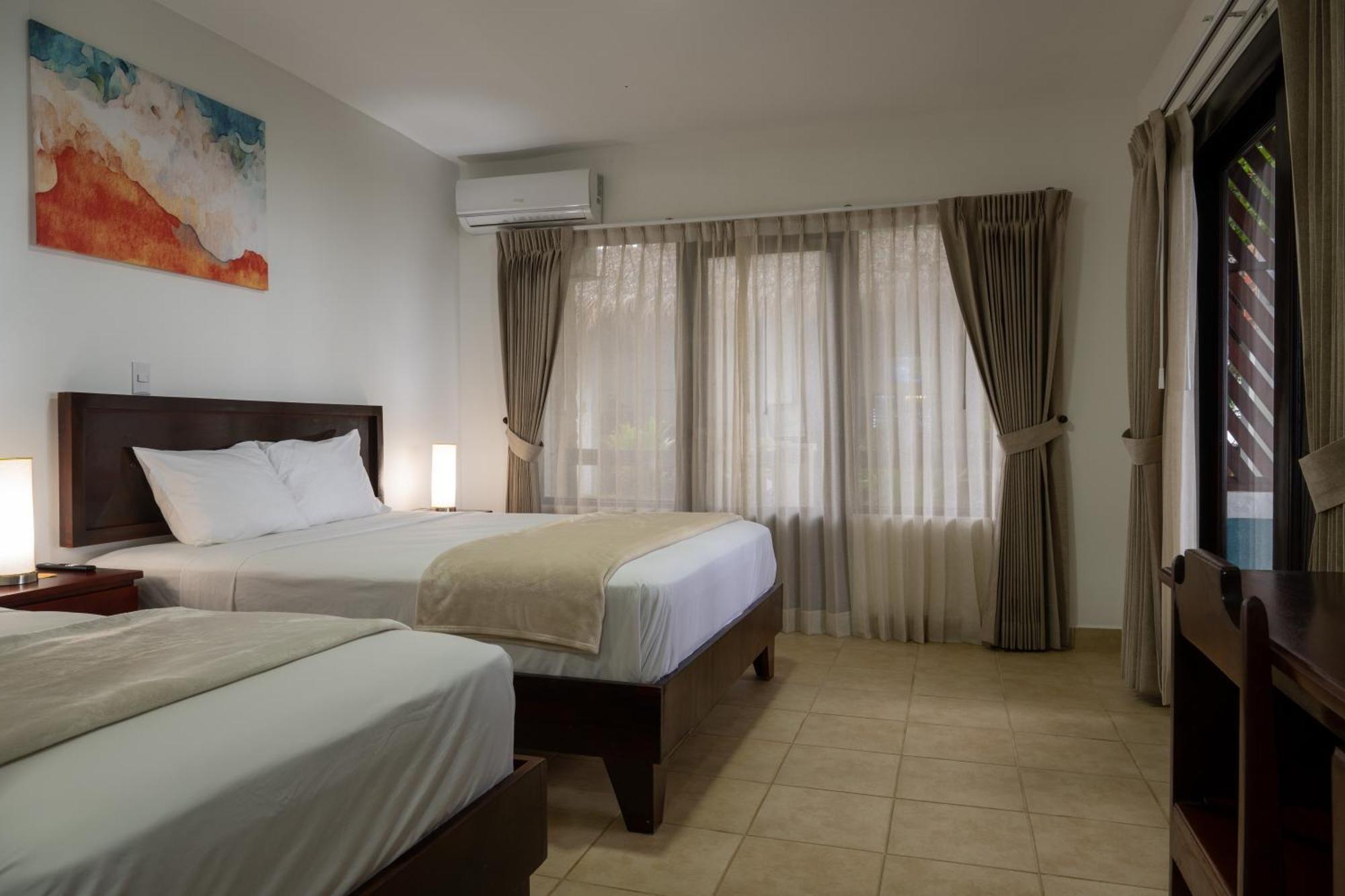 Fuego Del Sol Beachfront Hotel 자코 외부 사진